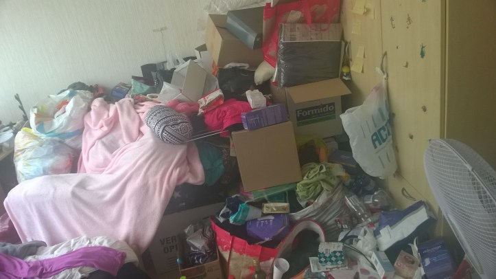 Household_of_compulsive_hoarders,_Winschoten_(2018)_05